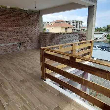 Hétvégi ház Nathanael Cozy With Balcony