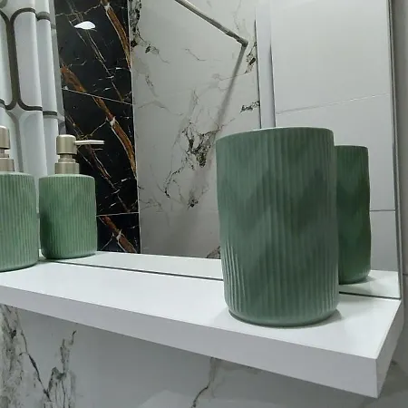 Nathanael Cozy With Balcony Hétvégi ház *