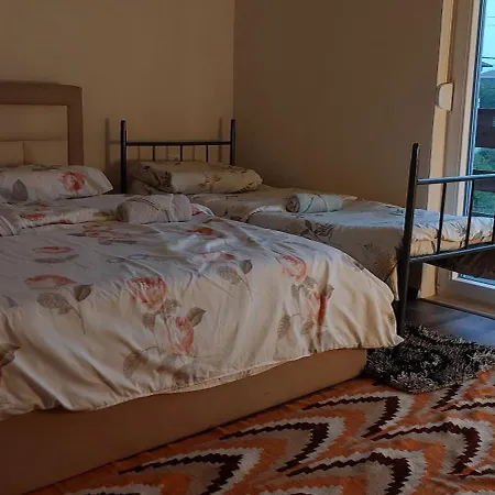 Hétvégi ház Nathanael Cozy With Balcony Pogradec