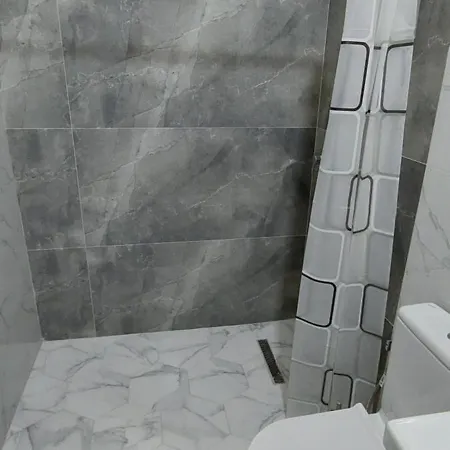 Hétvégi ház Nathanael Cozy With Balcony