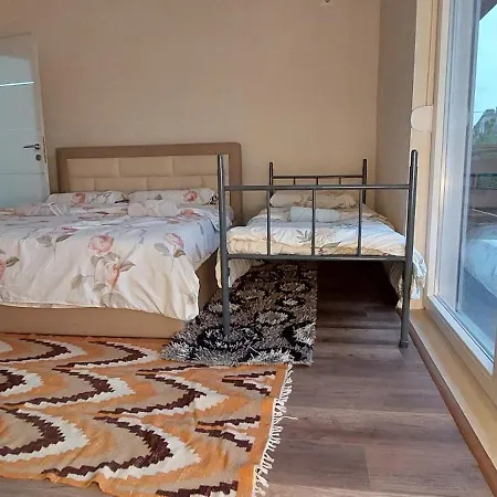 Nathanael Cozy With Balcony Venkovský dům