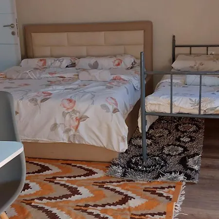 Casa rural Nathanael Cozy With Balcony Pogradec