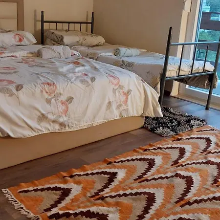 Nathanael Cozy With Balcony Casa rural *