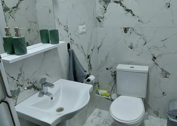 Nathanael Cozy With Balcony Pogradec