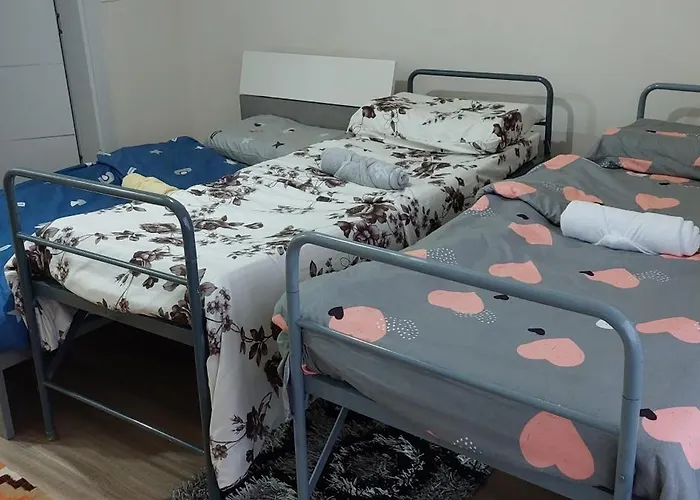 Nathanael Cozy With Balcony Séjour à la campagne *