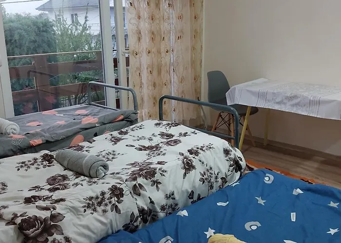 Nathanael Cozy With Balcony * Pogradec