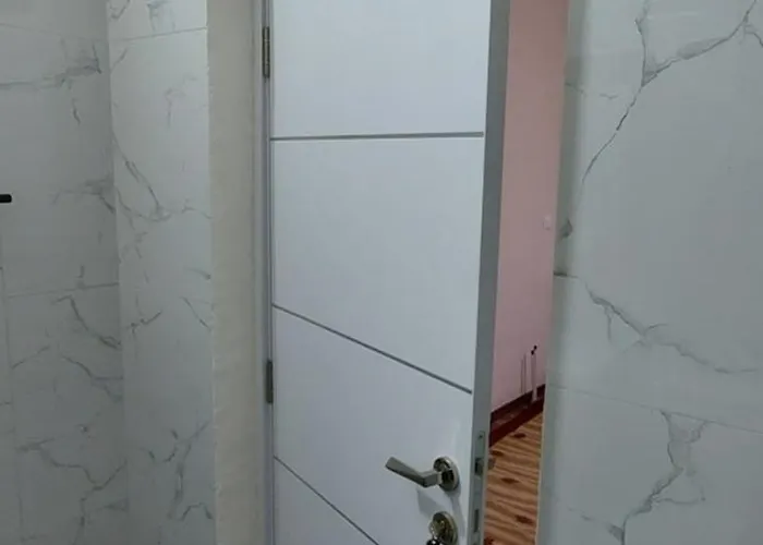 Nathanael Cozy With Balcony *