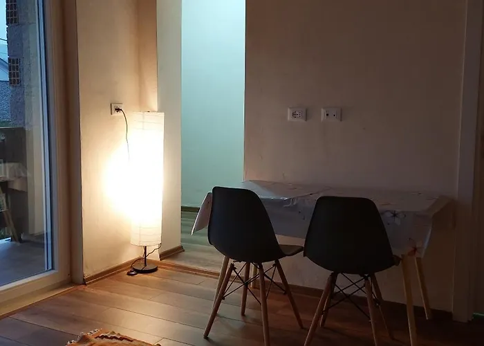 Nathanael Cozy With Balcony * Pogradec